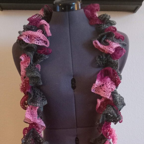 Pink & Green Ruffle Sparkle Scarf - Picture 4 of 6